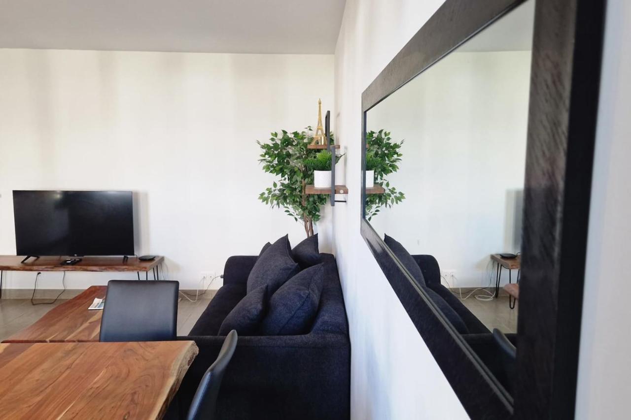 Appartement Chic Gold - 5Min Disneyland Serris Bagian luar foto