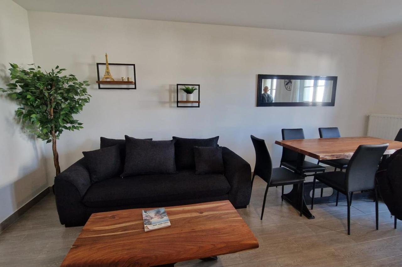 Appartement Chic Gold - 5Min Disneyland Serris Bagian luar foto